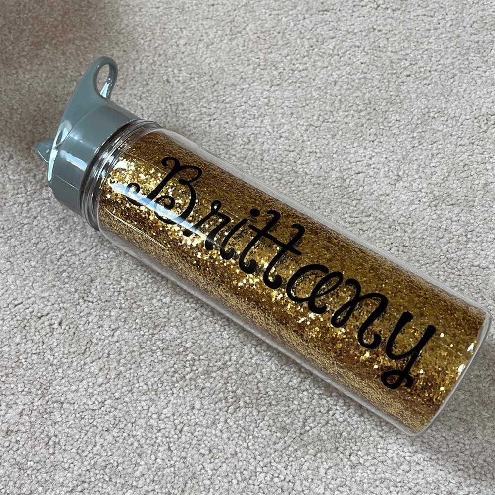 Brittany water bottle NWT